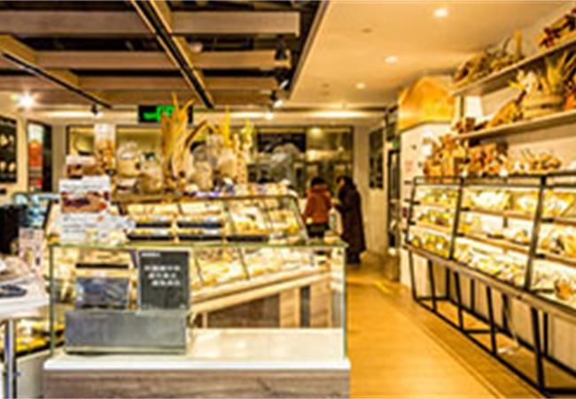 蛋糕店裝修設(shè)計(jì)知識點(diǎn)，讓面包店裝修不再是難事