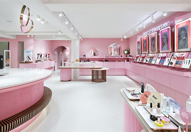 合肥化妝品店裝修怎樣才能使店面形象有特色呢？